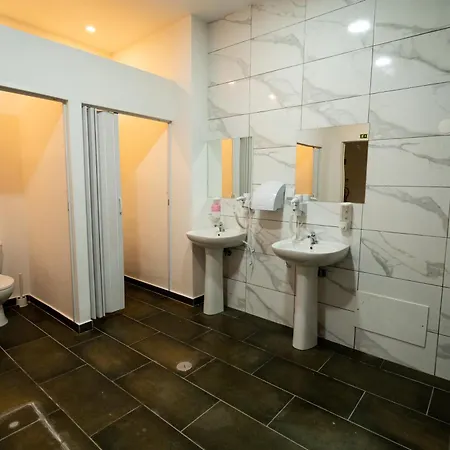 Хостел The Vault