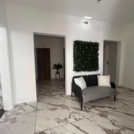 Albergue The Vault *